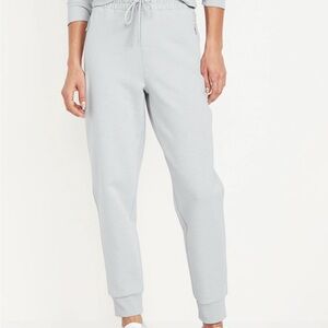 ❤️ Dynamic Fleece Jogger Pants